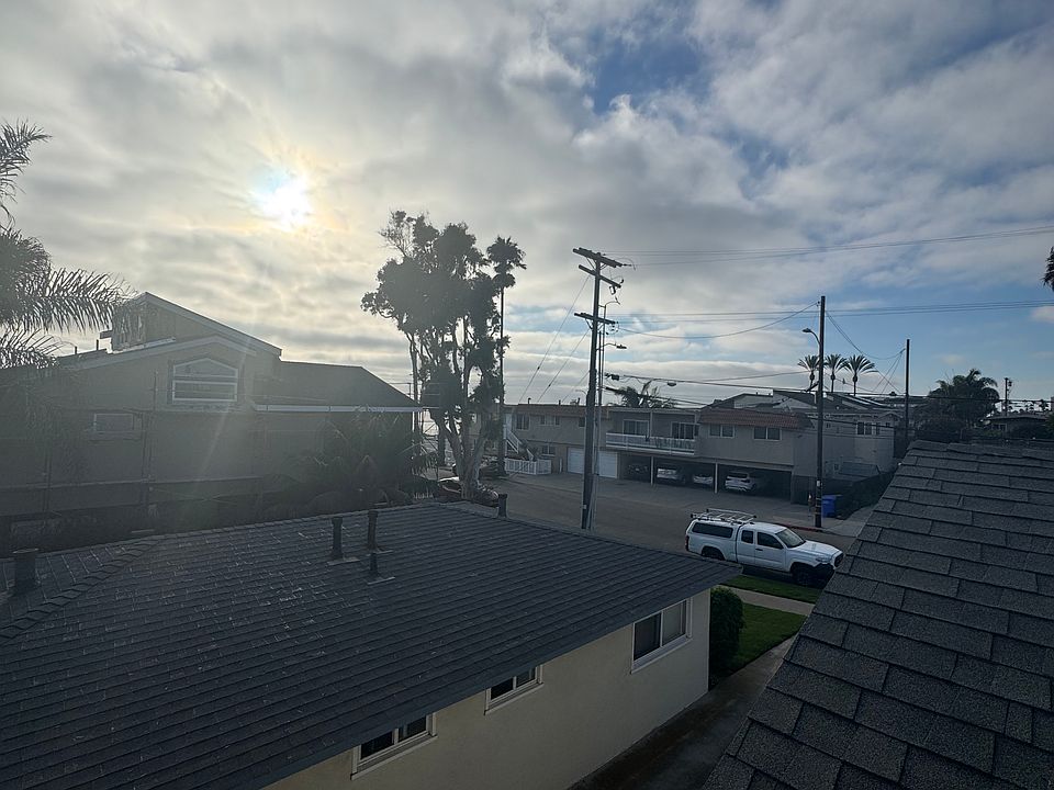 141-155 Cherry Ave. 1/2 block to the beach