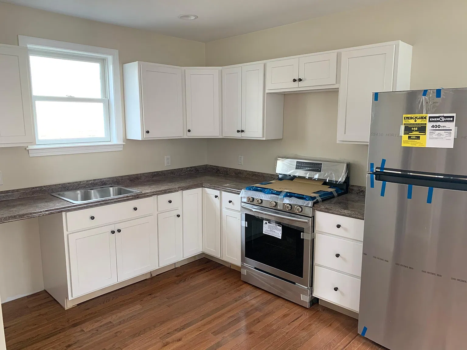 Studio, 600 sqft, $1,300 — Photo 4