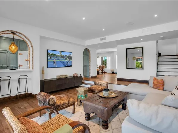 355 N Avenida Caballeros Unit 16, Palm Springs, CA 92262