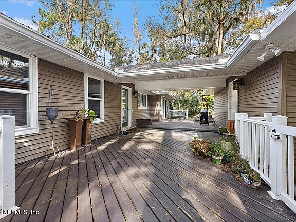 3rd image of 175 SABLE PALM Court E