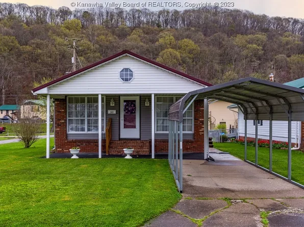 301 Frederick St, Nitro, WV 25143