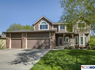 16614 Edna St, Omaha, NE 68136