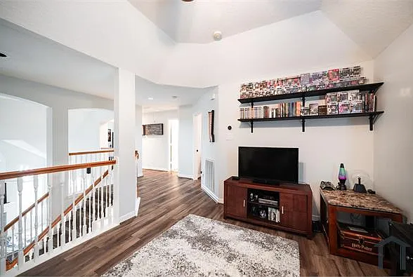 5810 Misty Island Ct — Photo 29