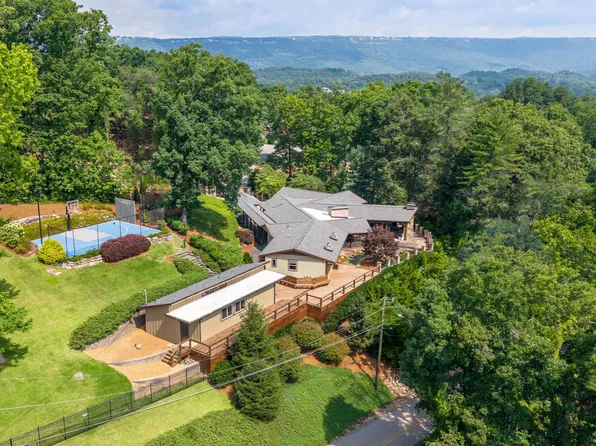 2909 Folts Cir, Chattanooga, TN 37415