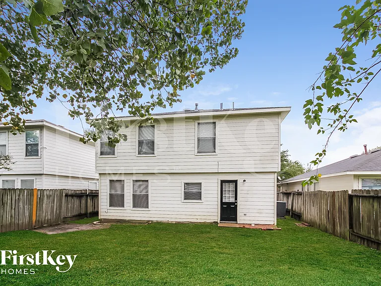 947 Leadenhall Cir — Photo 15