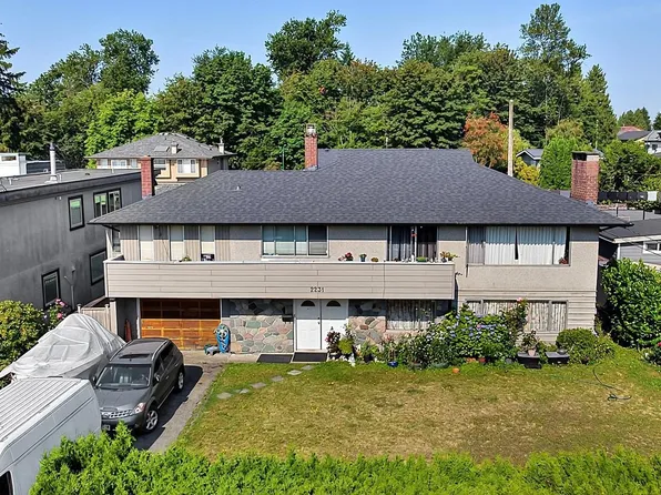 2231 Cliff Ave, Burnaby, BC V5A 2L1