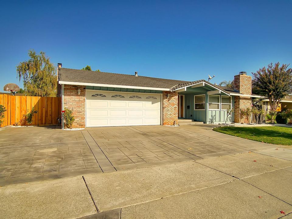 1st image of 1095 Hacienda Dr