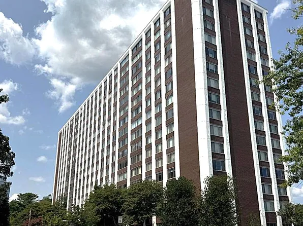11801 Rockville Pike, Rockville, MD