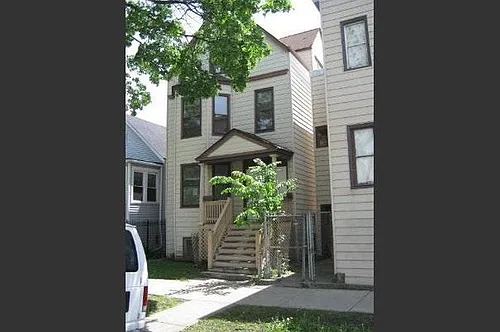 3755 W Lyndale St Photo 1