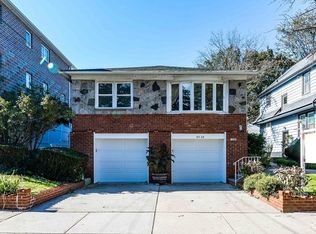 3226 155th St, Flushing, NY 11354