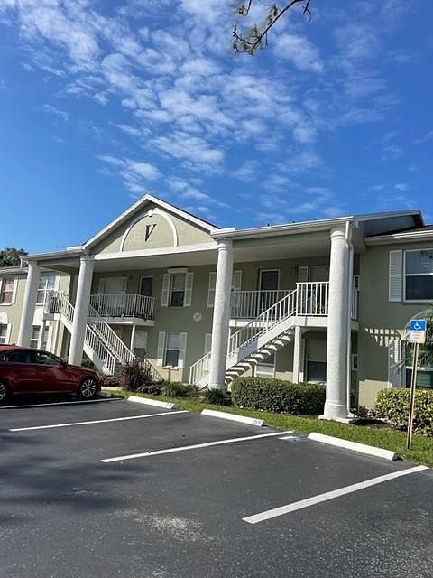 1st image of 287 Quail Forest Blvd APT 215