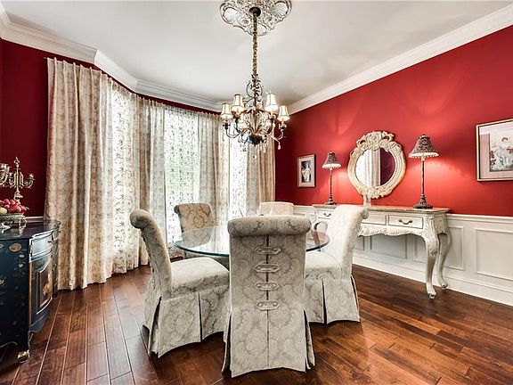 5th image of 6413 Lochridge Dr