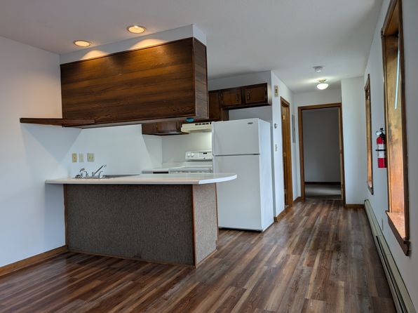 52 Main St #204