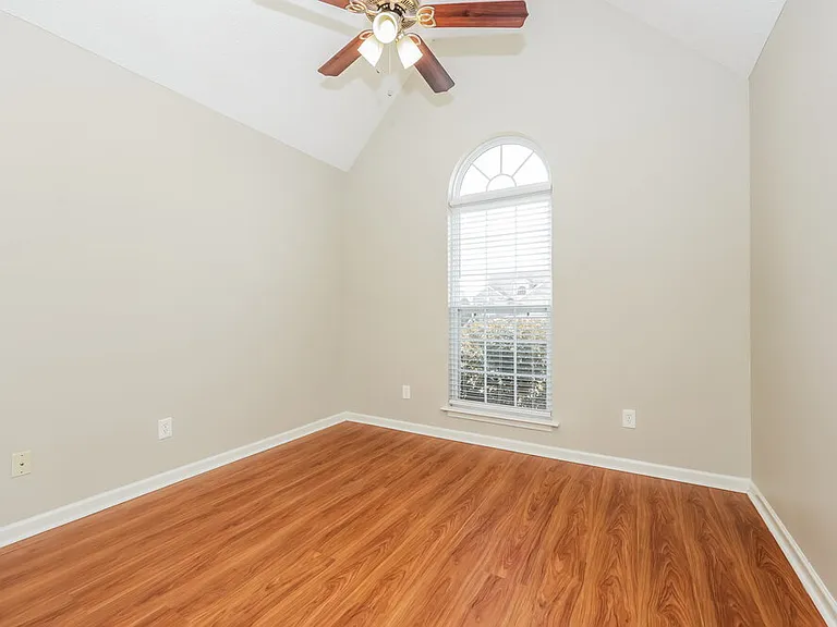 3360 Cornerstone Dr — Photo 14