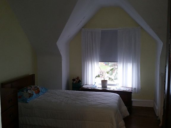 3rd image of 3419 Rocky River Dr