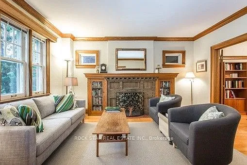 146 Everden Rd — Photo 2
