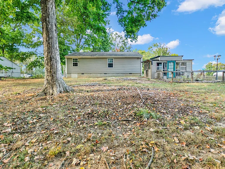 374 Treeland Dr — Photo 13