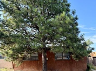 1873 Calle Quedo APT B, Santa Fe, NM 87505