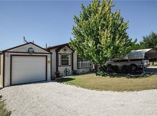 920 Pease River Dr, Granbury, TX 76048