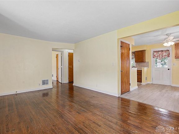 4th image of 246 N Delmar Ave