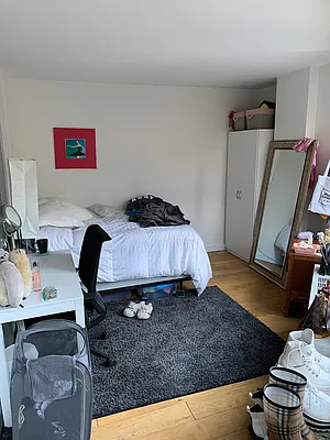 Rented by Olympia House Delaware LP | media 172