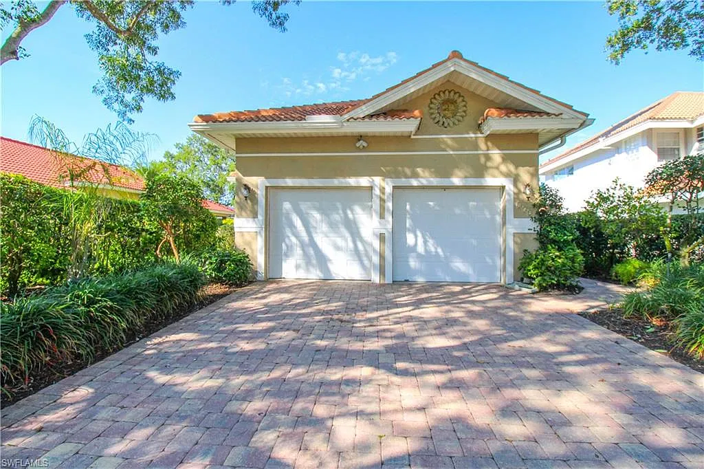 3 bed, 2.0 bath, 1775 sqft, $7,000 — Photo 3