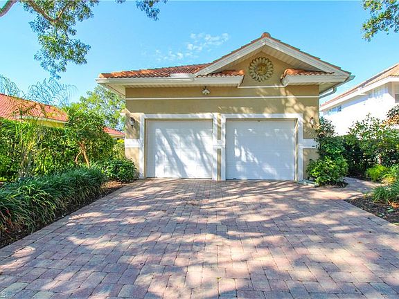 3rd image of 152 Napa Ridge Way