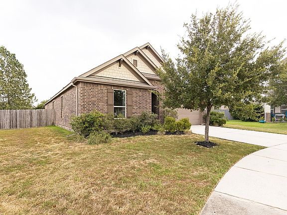 5th image of 39415 Winding Pass Ln