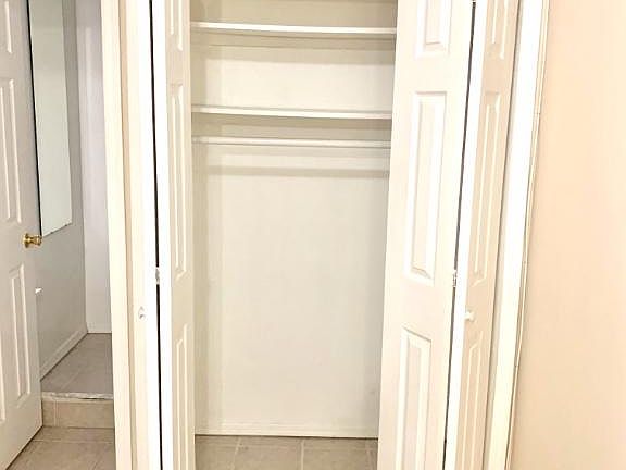 4th image of 311 E 105th St #22