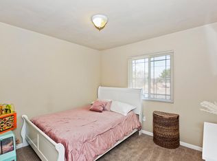 18501 Hermosa Rd, Adelanto, CA 92301