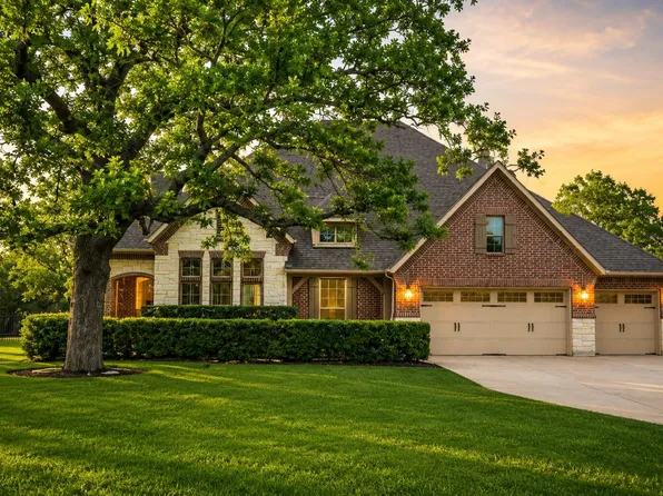 651 Shelf Rock, Driftwood, TX 78619