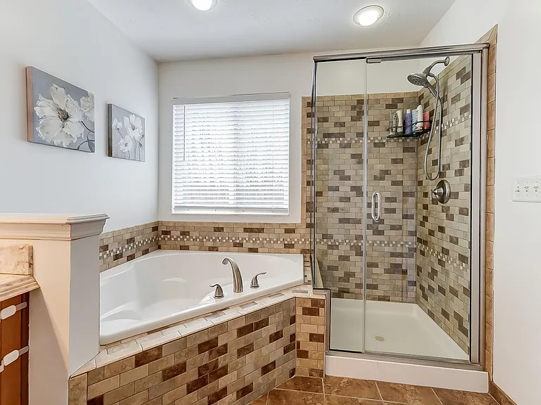 6700 Bartlett Ct — Photo 42