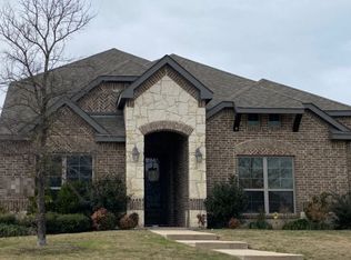 205 Wisteria Way, Red Oak, TX 75154