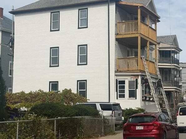 563 Whipple St, Fall River, MA