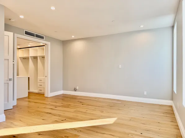 11a Arlington Place image 10 of 30