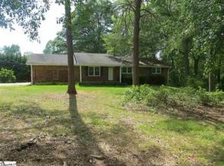 121 Riverside Dr, Piedmont, SC 29673