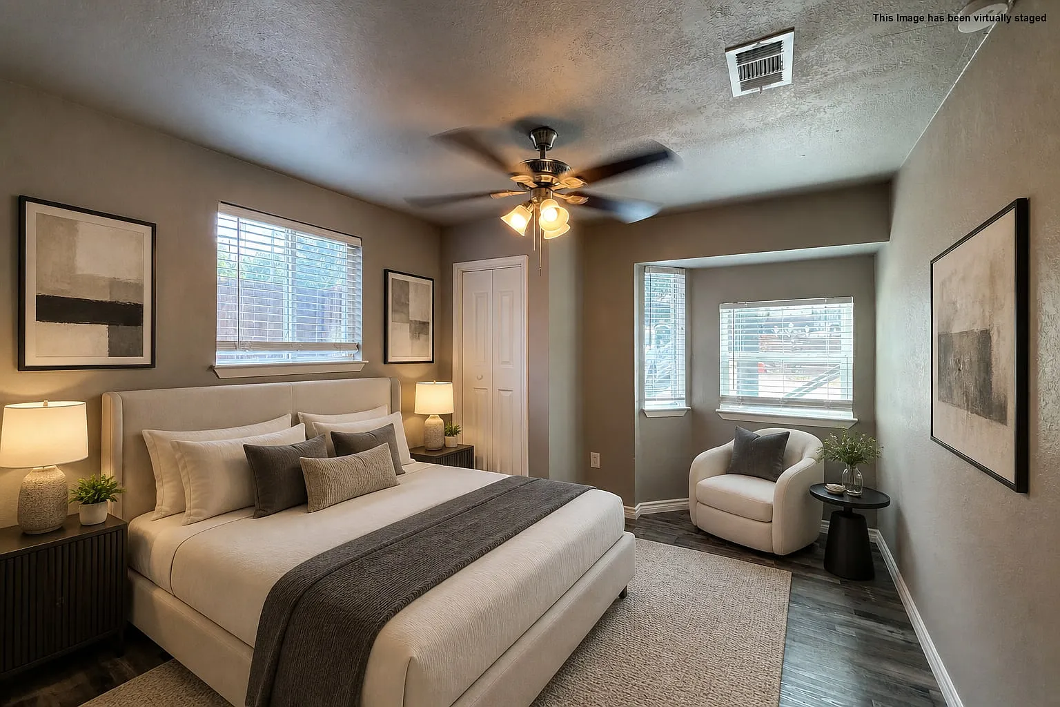 2 bed, 700 sqft, $1,900 — Photo 2