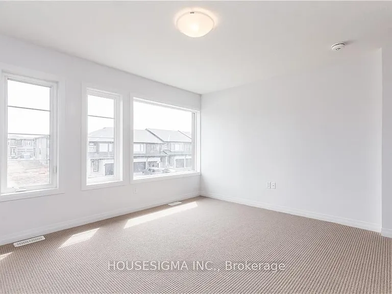 59 Greenwich Ave — Photo 11
