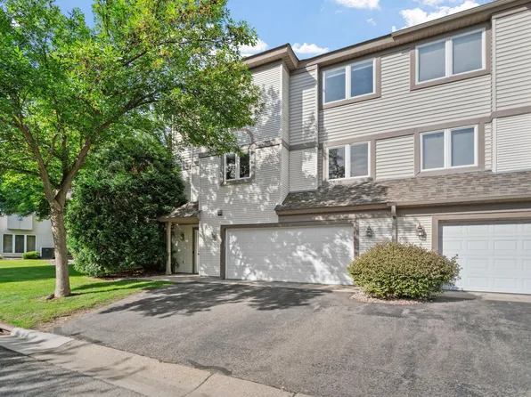 1416 McAndrews Rd E, Burnsville, MN 55337