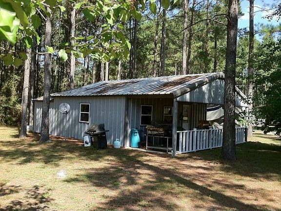 4th image of 835 Alapaha River Dr