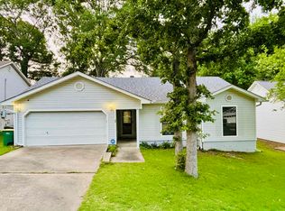 27 Silverleaf Ct, Little Rock, AR 72210