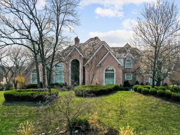 232 Saint Georges Dr, Saint Albans, MO 63073