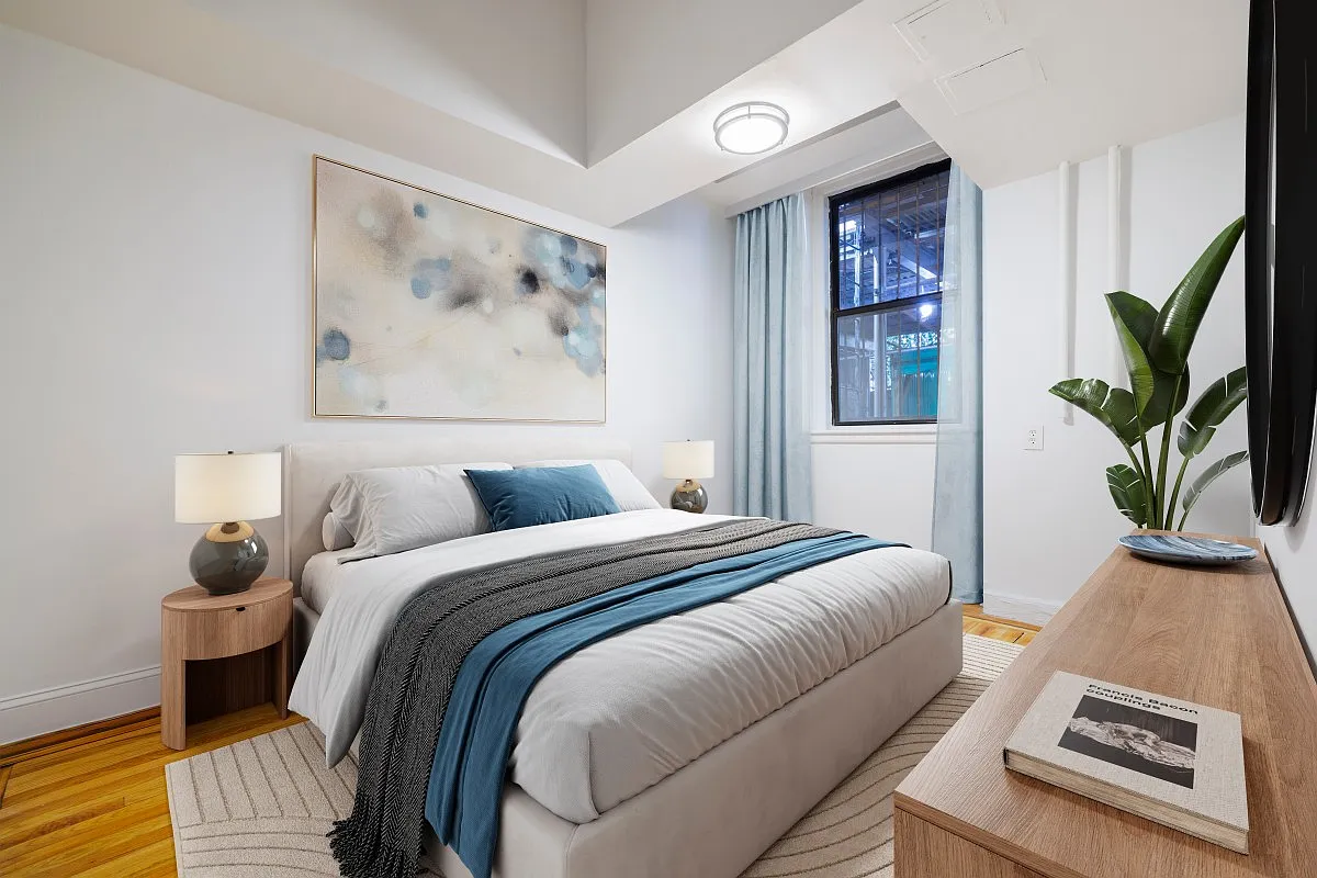 244 West 72nd Street — Photo 4