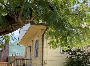 424 W Main St, Molalla, OR 97038