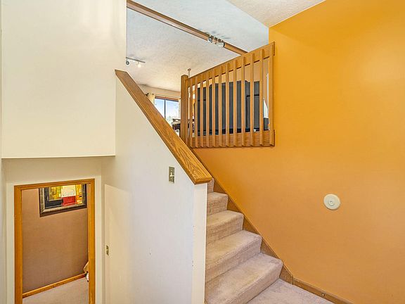 5th image of 220 Garland Ct SE