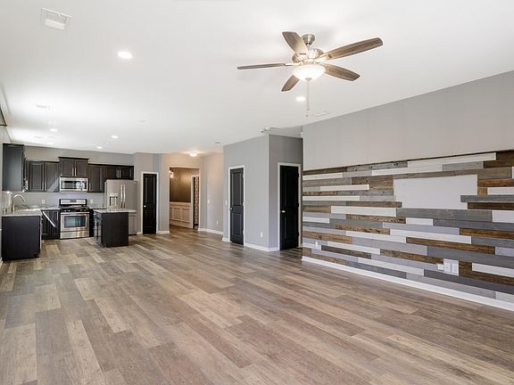 4th image of 2652 Doubletree Ct