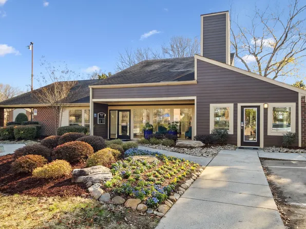 Johnston Creek Crossing