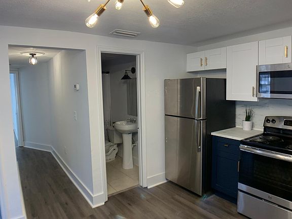 4th image of 8918 N Lynn Ave