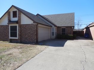 2309 Smoky Hill Rd, Carrollton, TX 75006