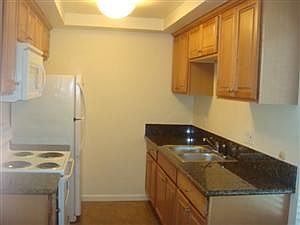 1st image of 110 Oaklawn Ave APT A